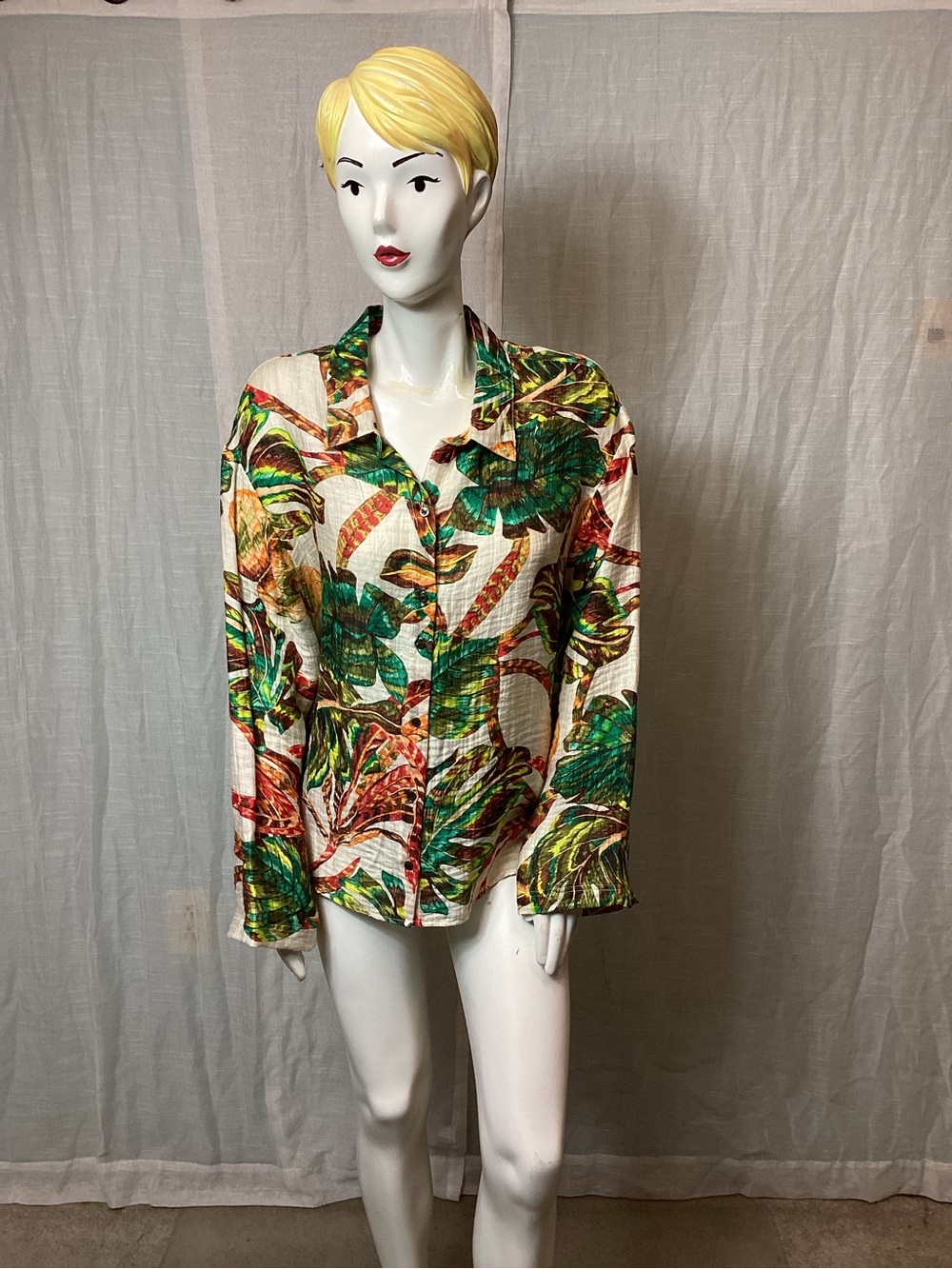 Marie Oliver Nico Beach Shirt; Size: M
